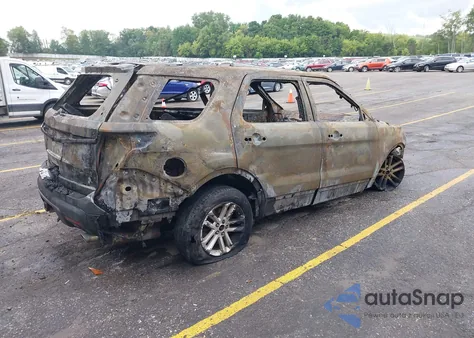 2015 Ford Explorer Xlt z USA, uszkodzony, nr VIN 1FM5K8D86FGA62397